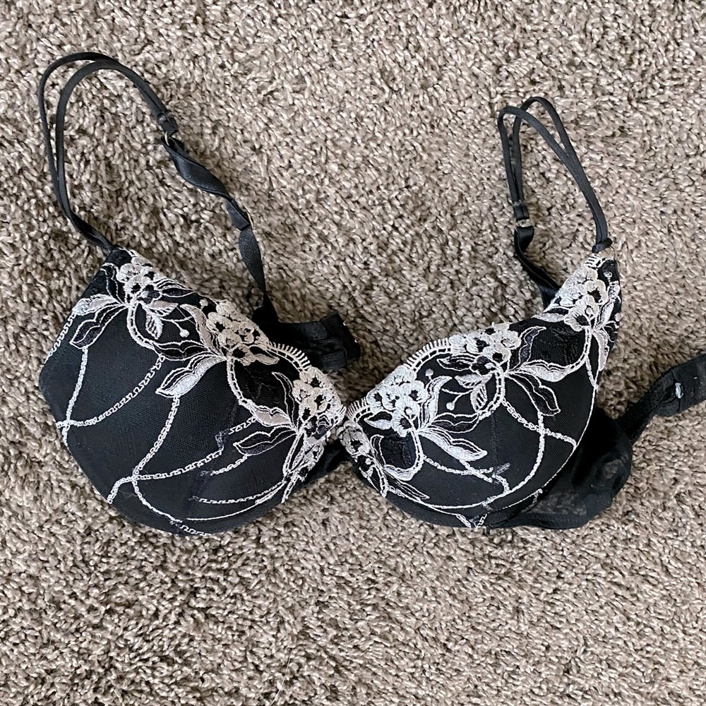 34B Bra